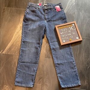 NWT Lee Size 14 Short Classic Fit Instantly Slims You Montego Wash Blue Jeans